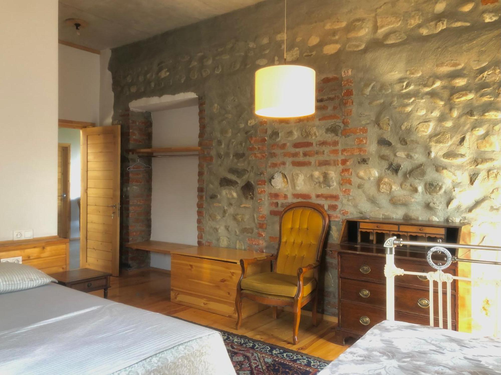 Lokokina Guesthouse Telavi Bagian luar foto